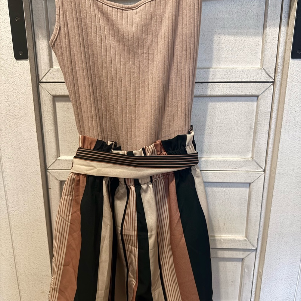 SHEIN Tan Ribbed romper - Picture 2 of 2
